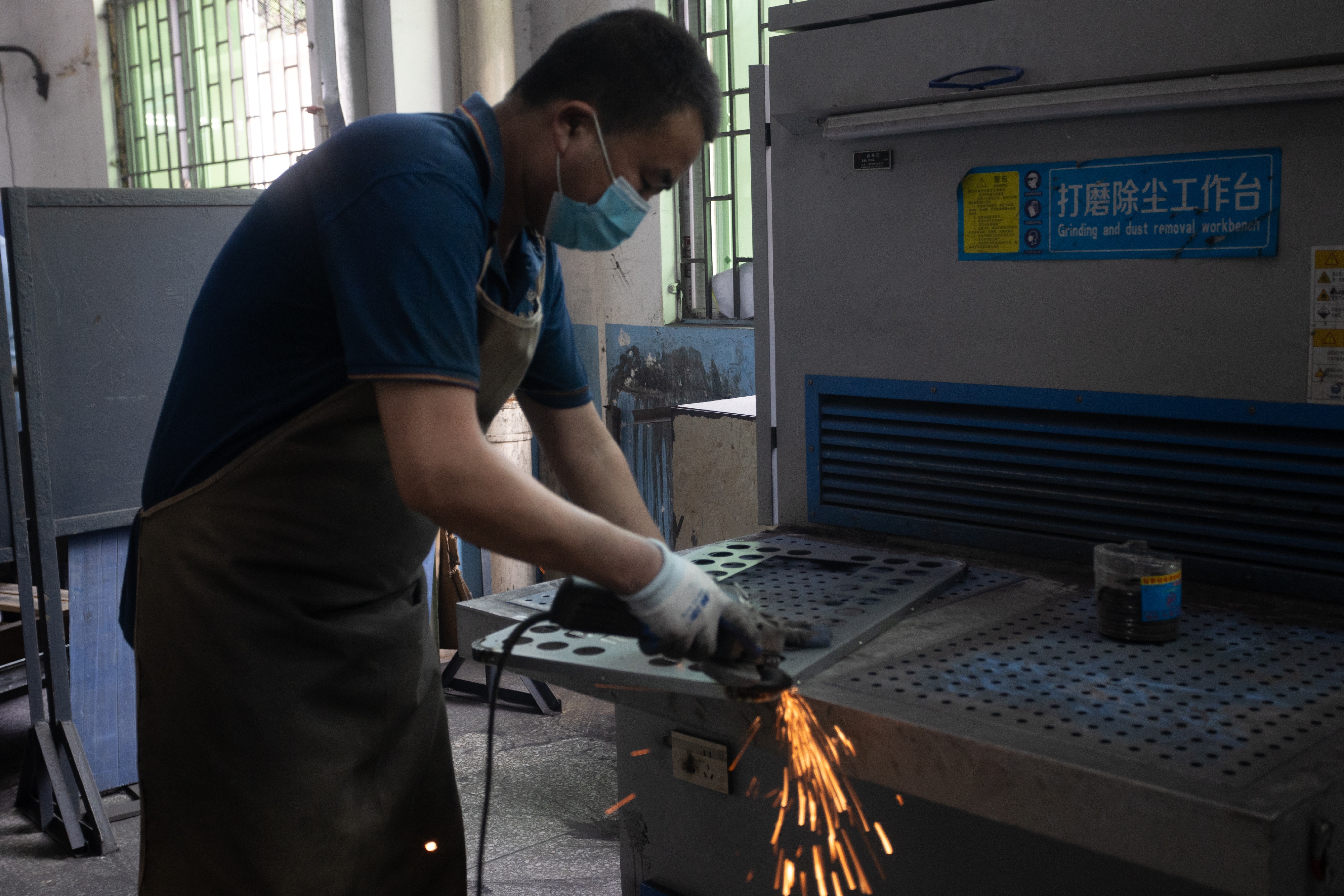 钣金加工打磨工艺详解：提升产品表面质量与耐用性的关键环节